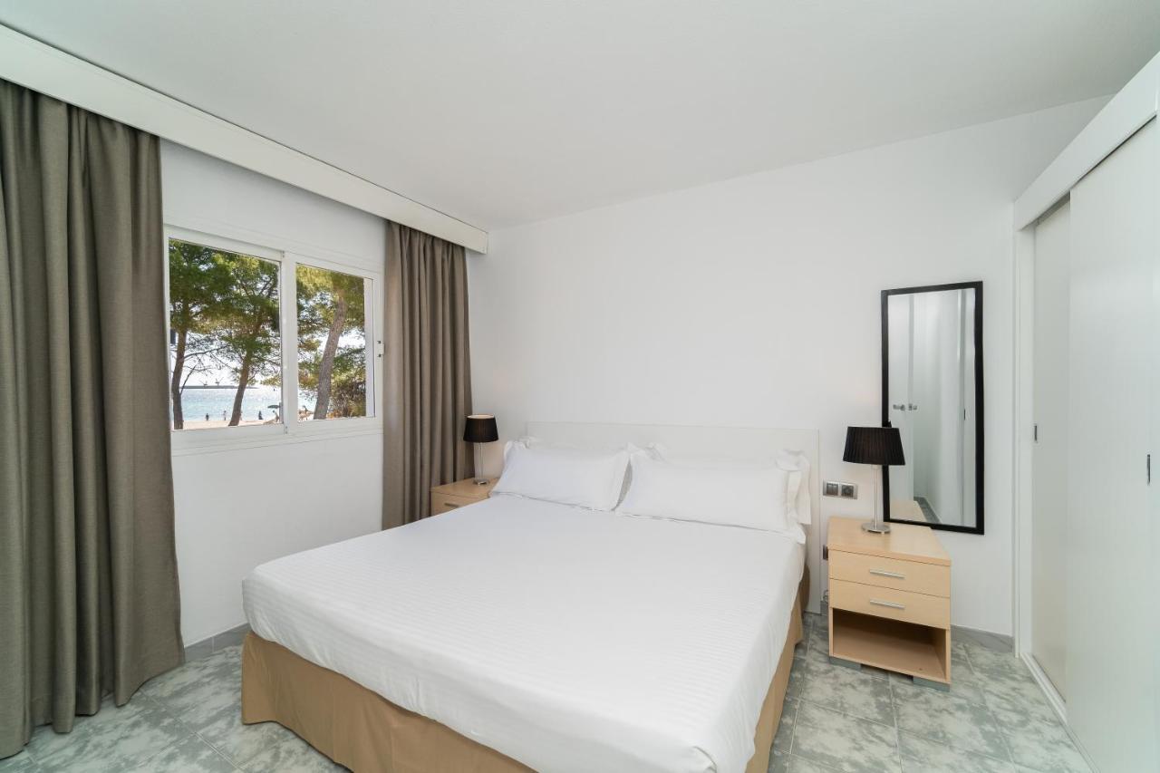 פורט ד'אלקודיה Apartamentos Ferrer Playa De Alcudia מראה חיצוני תמונה